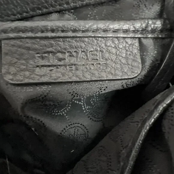 Michael Kors Black Leather hobo bag - Picture 6 of 8